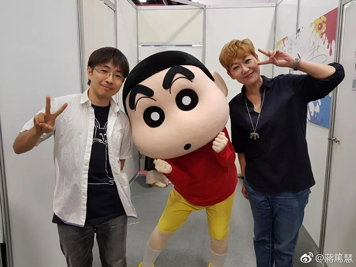 蜡笔小新番外篇小新变成柯南,蜡笔小新和柯南一起拍电影