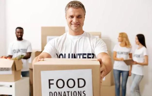 总喜欢在朋友圈发负面情绪的女人,经常发这2种朋友圈的女人很掉价