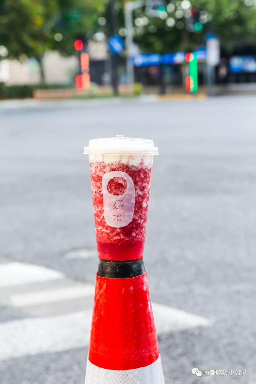 周杰伦麦吉奶茶广告视频,上海现多家周杰伦mv奶茶店