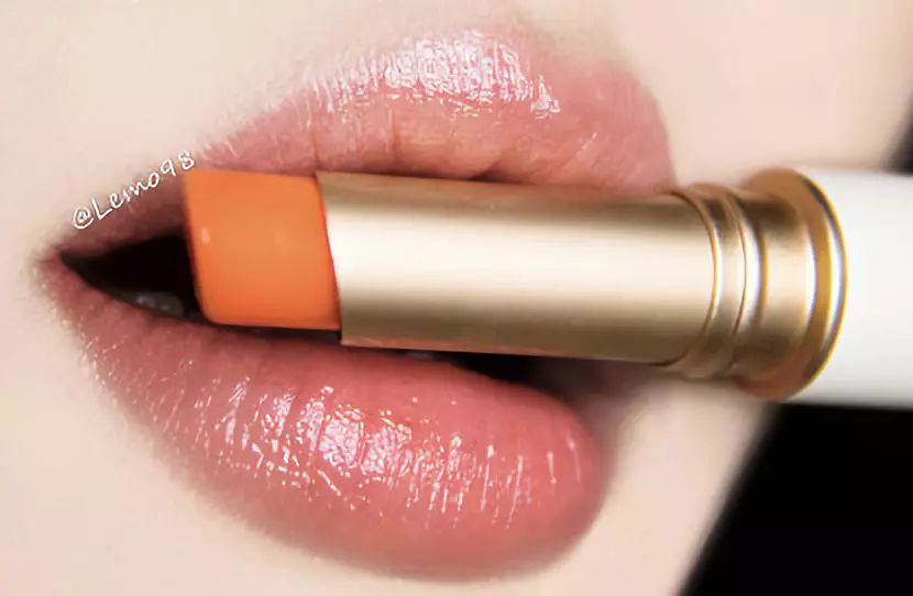 漂亮女人会花钱的语录,女人敢花钱的图片