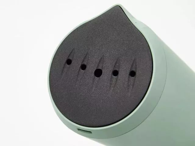 干湿两用挂烫机随身携带方便,便捷式干湿挂烫机