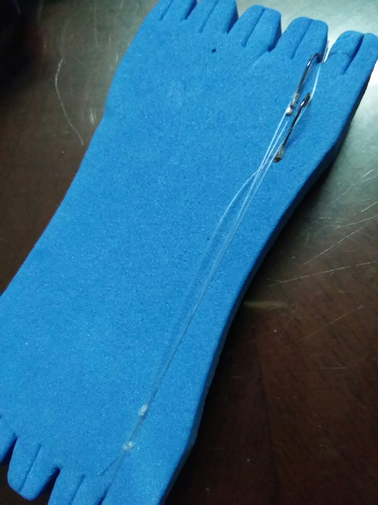 矶竿绑串钩钓鲫鱼视频,冬季串钩钓鲫鱼用几号溪流钩