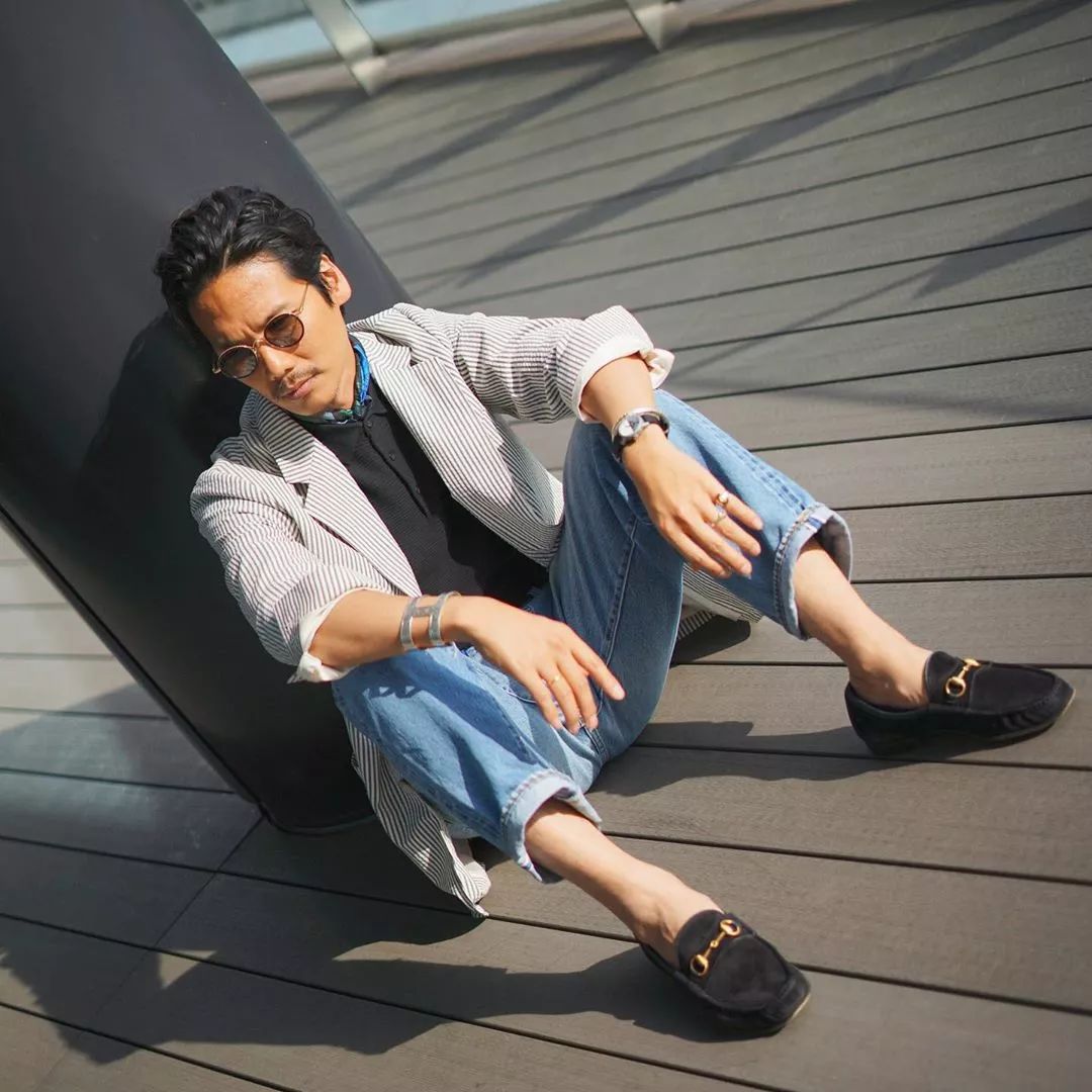 鐭笐鑳栭粦鐢风敓鎬庝箞閫嗚,鐭儢榛戠殑鐢风敓鎬庝箞閫嗚