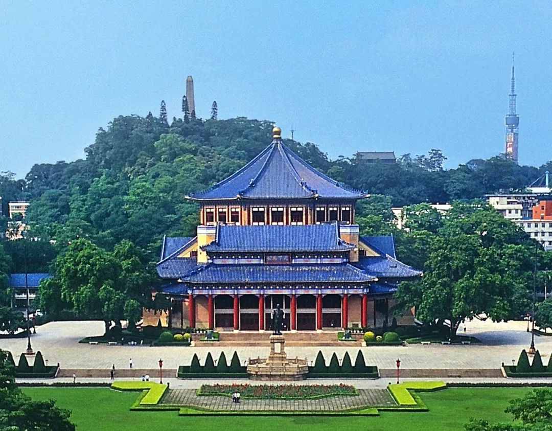 多个景区有优惠，甚至免费！国庆假期首日广州接待近240万游客，公安提醒：别再去这些地方了