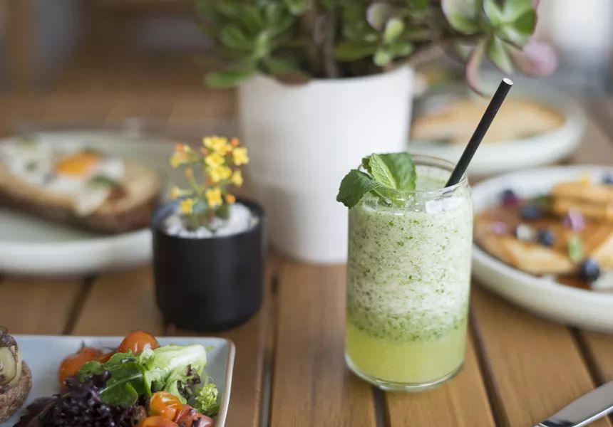 The Grounds x Maleficent限时出现，悉尼绝美Cafe化身暗黑仙女风！限定甜品相当吸睛