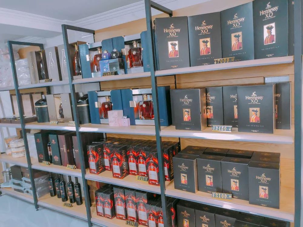 进门被吓到！安溪二环路新开了家酒庄竟然如此豪华，满眼都是……