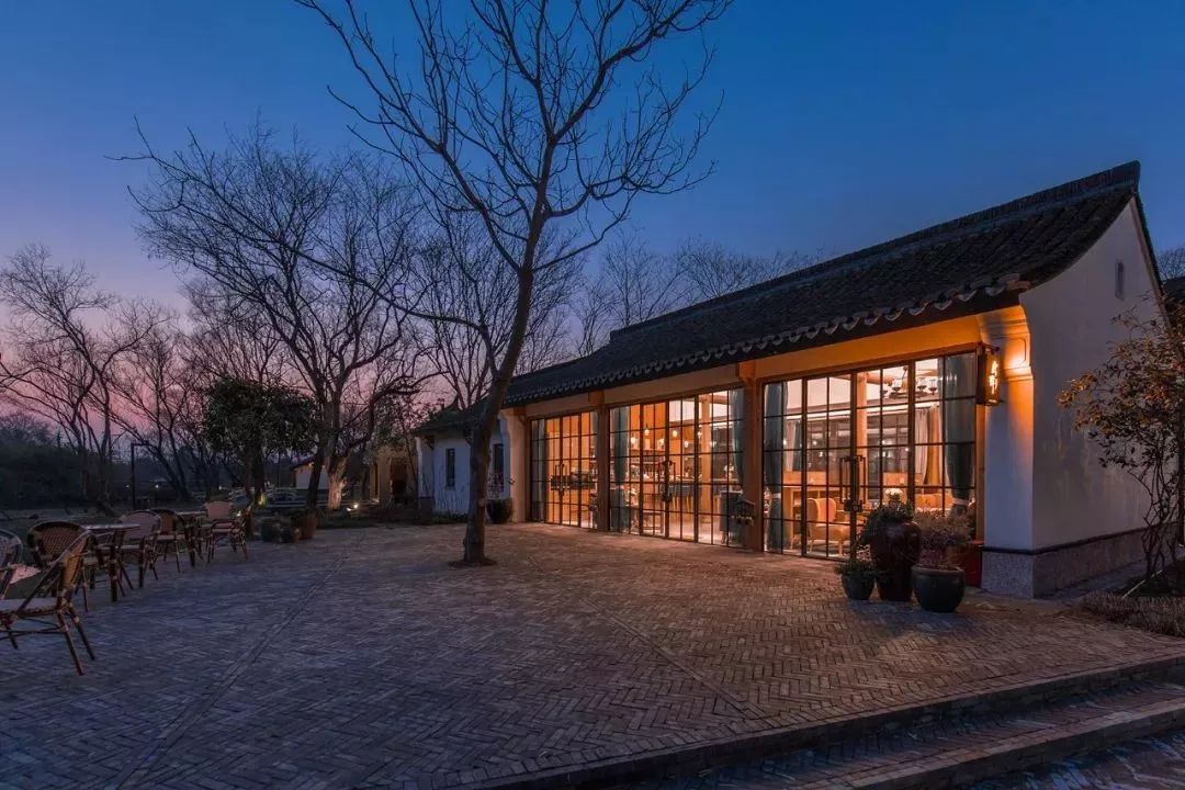 不输京都的乘船入户体验，15000m²水边村落刷新浙江度假体验，错峰直降千元！【浙里好玩】