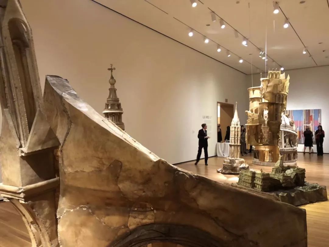 凤凰艺术的展评,凤凰艺术刘老师