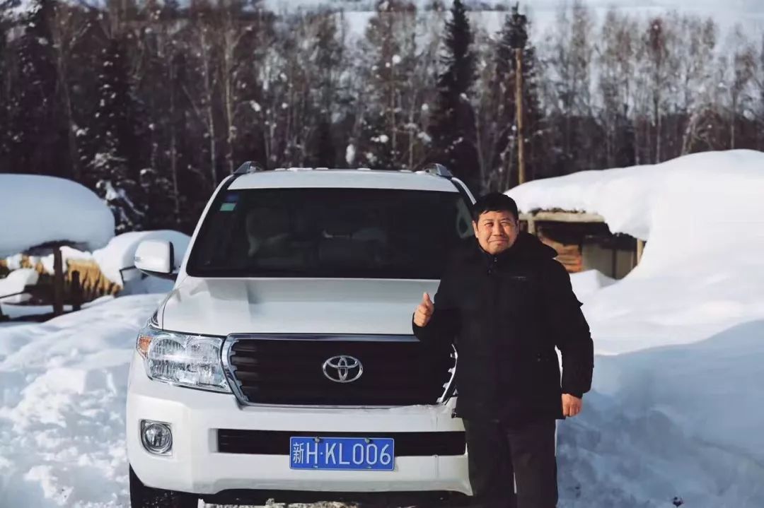 雪都阿勒泰·净土喀纳斯走进北京、上海、武汉、郑州四城向全国发起邀请：冬季做客人类滑雪起源地阿勒泰·人间净土喀纳斯不冬眠