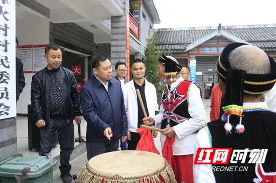 张家界全景夜景视频,张家界夜景灯光秀视频