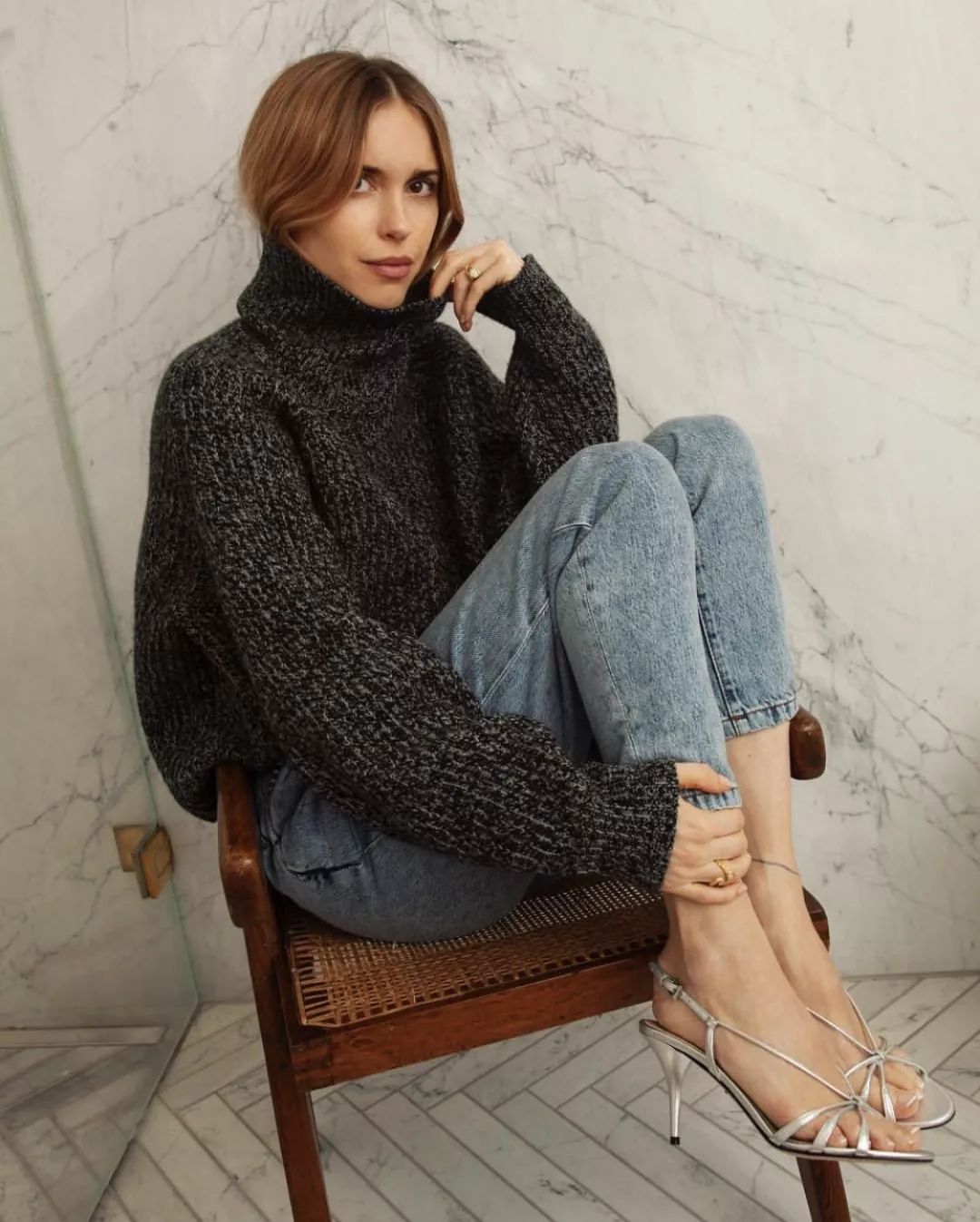 Fashion|秋冬毛衣挑选指南，助力慵懒又时髦的百变造型