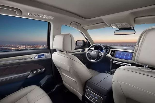 从五菱到劳斯莱斯,最新豪华车型上市