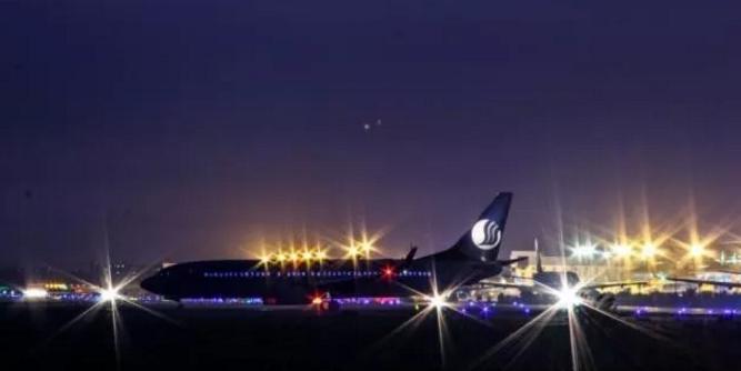 外出旅行为啥不坐晚上飞机,为什么出去旅游不在车上睡