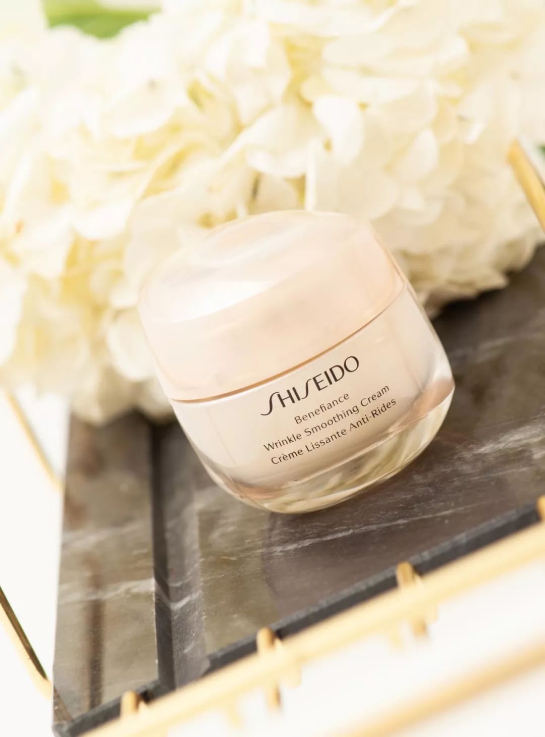 对抗岁月魔皱，护肤品能做的比你想象中更多...