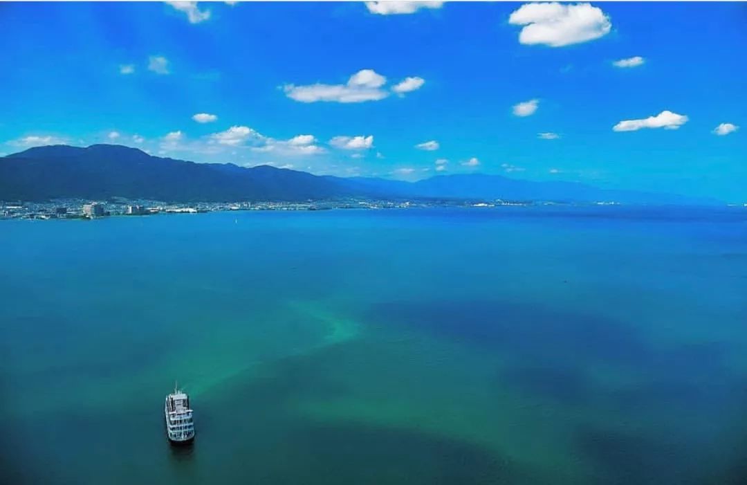 泡全球仅一家的珍珠温泉，上小众景美的雪场滑雪，99%游客都不知道的日本玩法