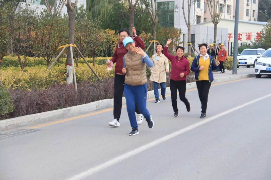 「直通校园」秋日好风光，他们用脚步来丈量——杏花岭区杏东小学