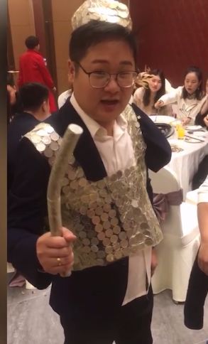 河南孕妇自然受孕生下四胞胎,河南一孕妇意外产子