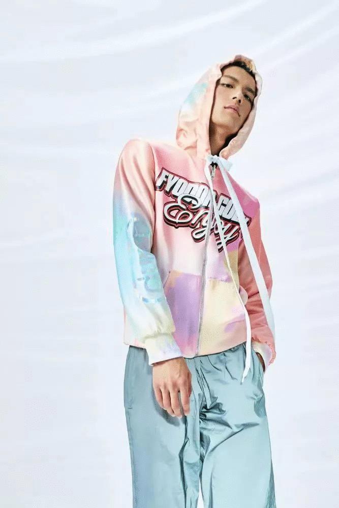 这些品牌推出的跨界潮服，掏空了我的钱包