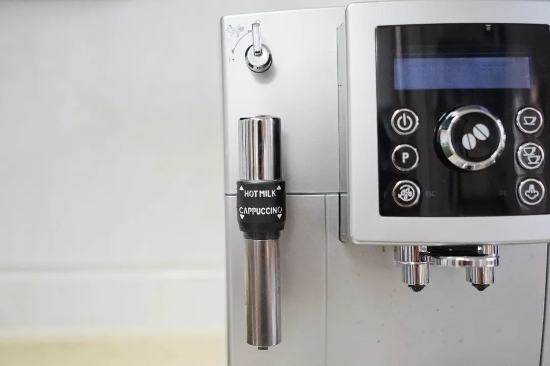 家用入门级的意式咖啡机买什么好,德龙意式半自动咖啡机银骑士测评