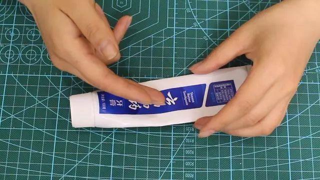 镂空的银首饰怎么清洗里面,银首饰发黑最简单清洗方法