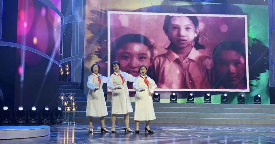 今天，这所学校的生日会惊艳全场