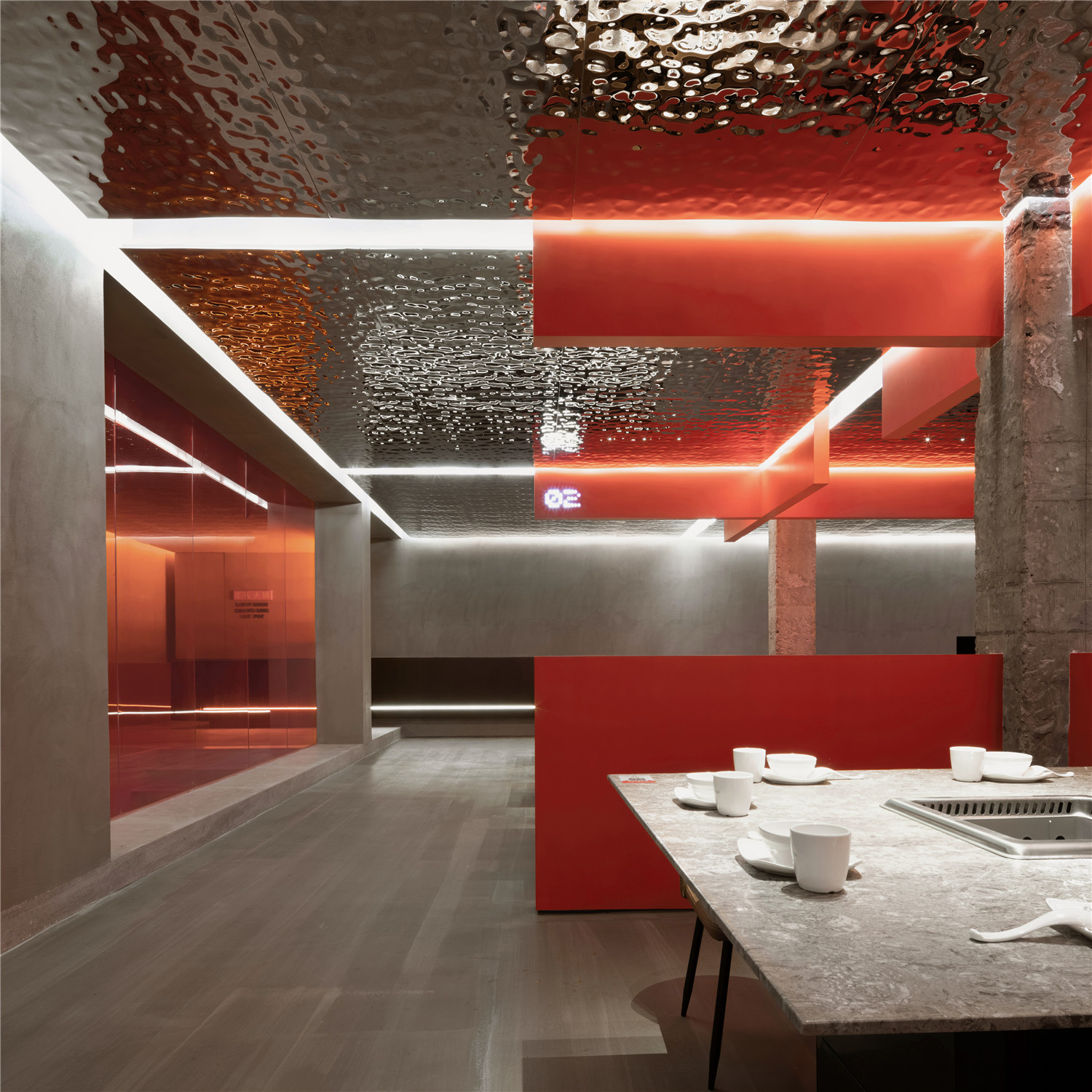 鐗╀笂绌洪棿鐏攨,閲嶅簡鐗╀笂绌洪棿