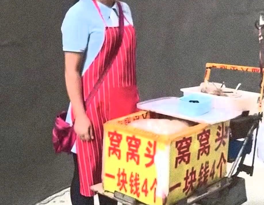 你家楼下的菜市场成了当代青年的马尔代夫