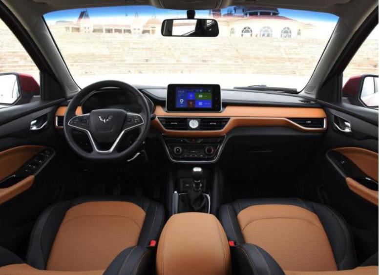 五菱宏光s3这才是真正的七座suv,五菱宏光s3顶配和中配的区别