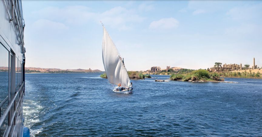 走位“妖娆”，这些小奢邮轮“钻”赢世界