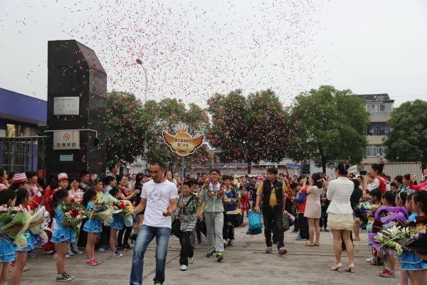 视中人丨从普通学生到国少苗子他让仰义足球小子放飞梦想