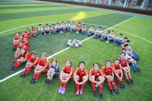 视中人丨从普通学生到国少苗子他让仰义足球小子放飞梦想