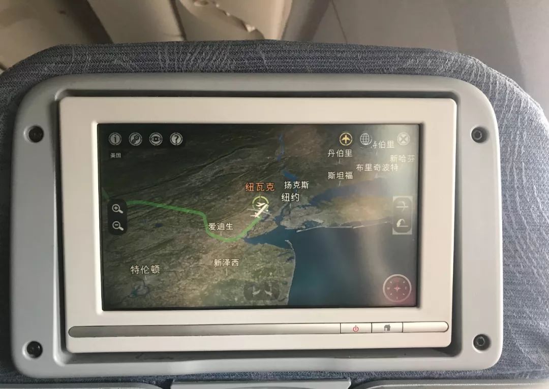 趣读丨我花三块钱买了朋友圈人设服务，然后我的人设崩了…