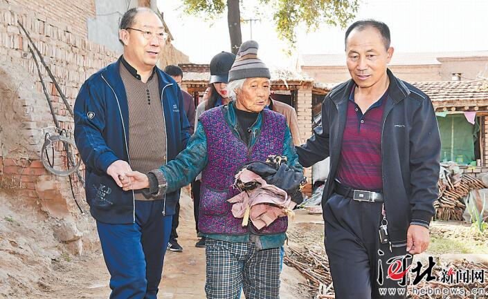 “福彩暖冬”更暖心河北省开展第8届福彩暖冬活动