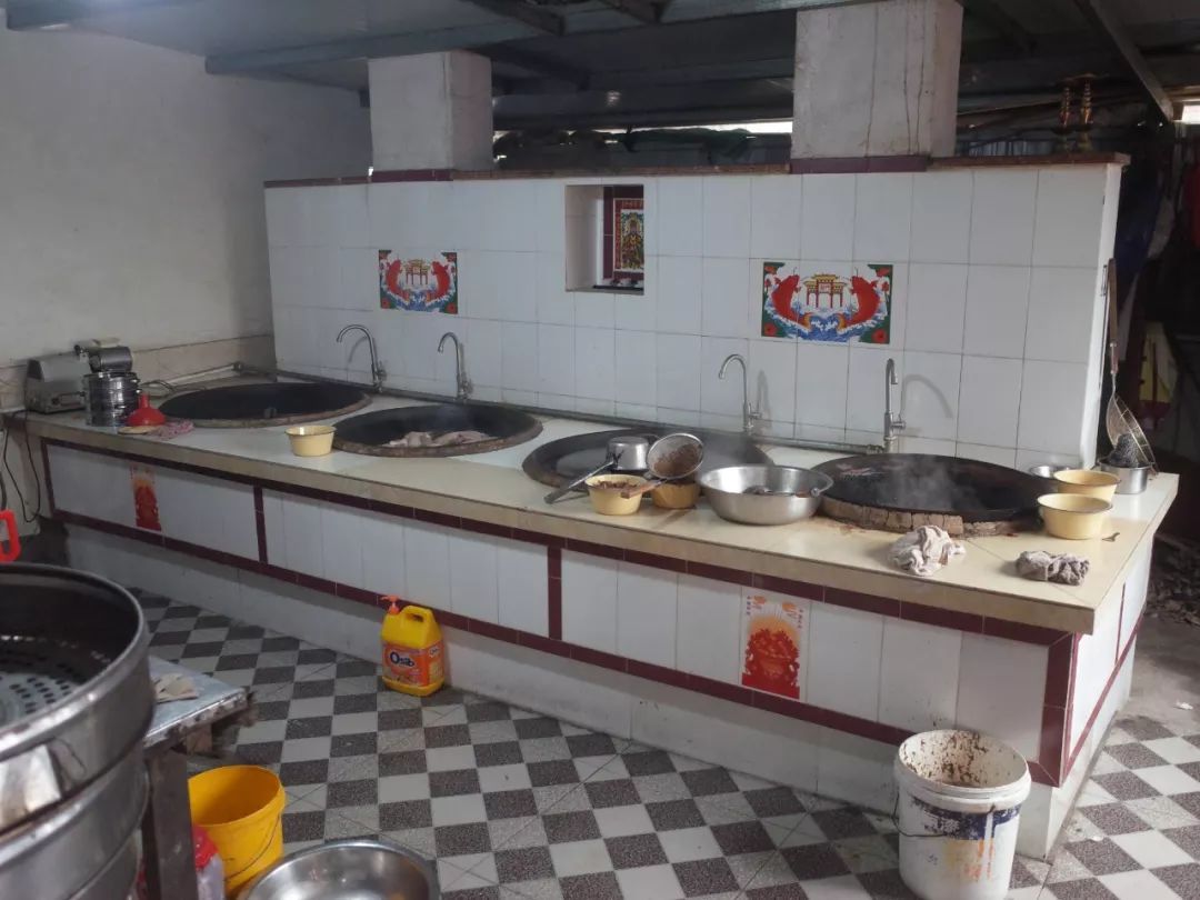 口味太重！开车1个小时！老桐乡吃货推荐：羊枪羊炮羊眼全安排上了……