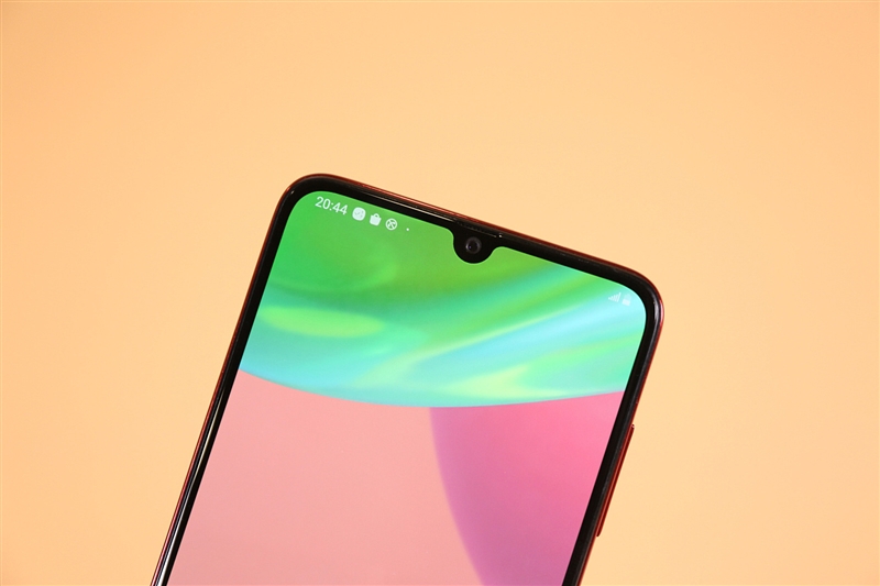 中端机还能如此漂亮三星GalaxyA70s评测：最轻薄的6400万三摄之作
