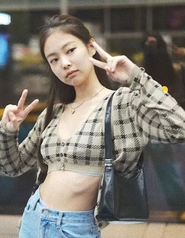 欧阳娜娜的名牌包包,欧阳娜娜的平价包包