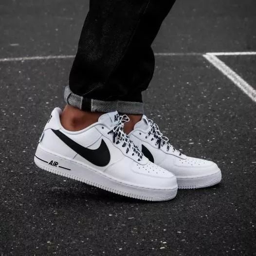 看鞋识男,看一个男人穿什么鞋