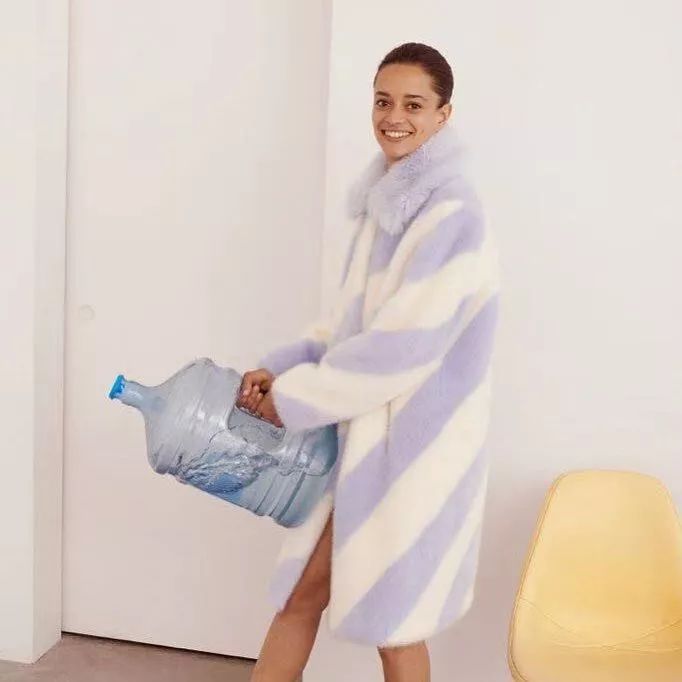 大衣买哪些经典不过时,哪些牌子的大衣值得推荐