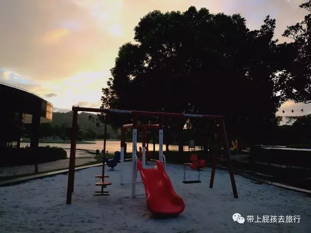 500不到全家住原佘山艾美，居然！周末元旦春节还是不加价