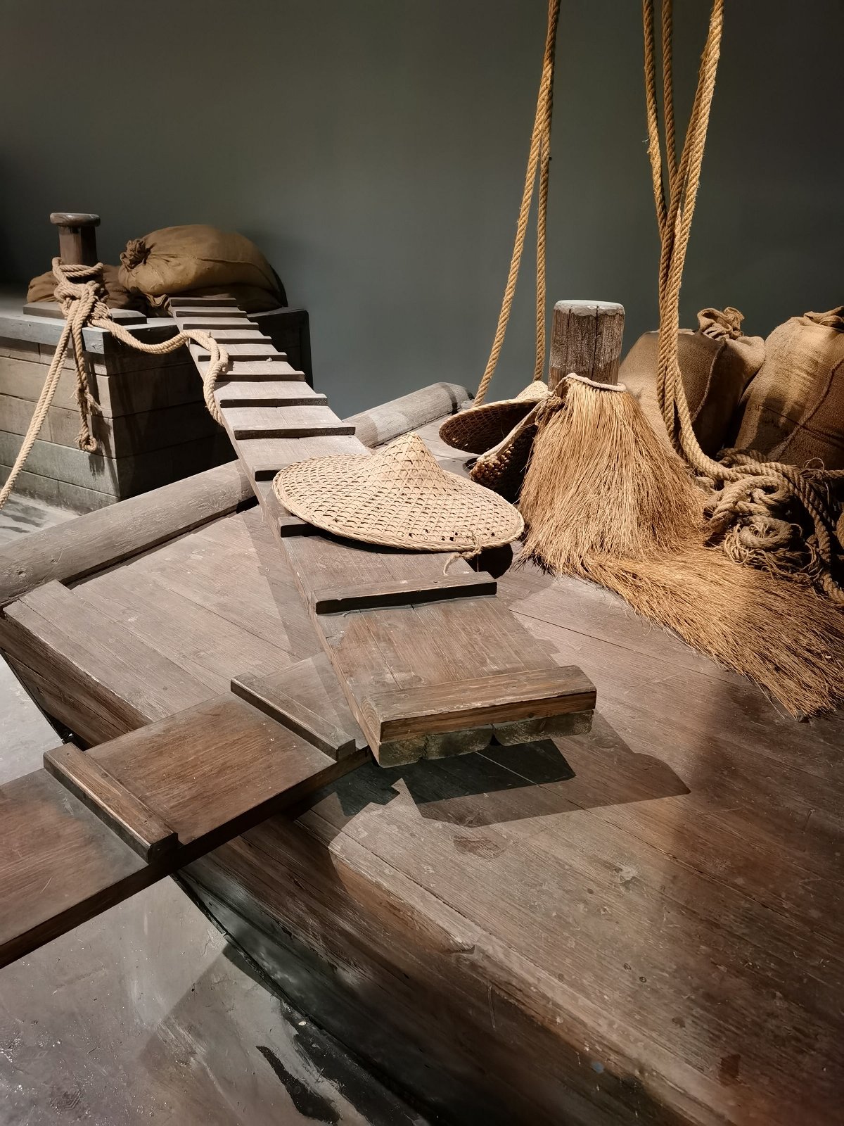 huaweimate30pro摄像头更换,huaweimate30pro后置摄像头不聚焦