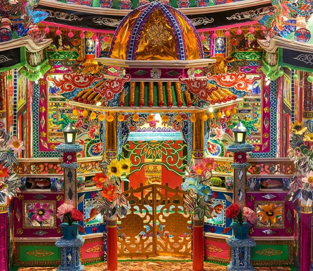 中国人烧给死人的纸扎，登上巴黎设计周，还被法国博物馆收藏