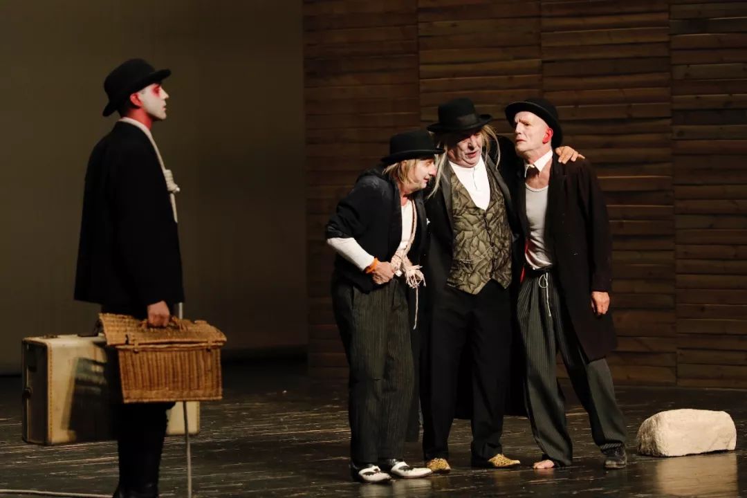 白鹿原话剧建院70周年完整版视频,白鹿原扛大旗