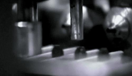 水笔写不出来了怎么办小技巧,水笔写着写着不出水了怎么回事