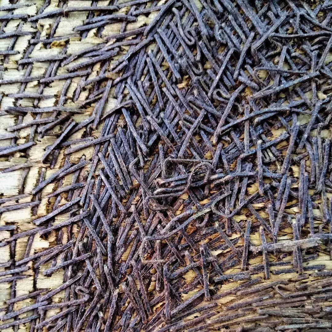 切出40000块面包丁玩拼图，无聊吃货的最高境界？甚至鸽子粪都不放过？