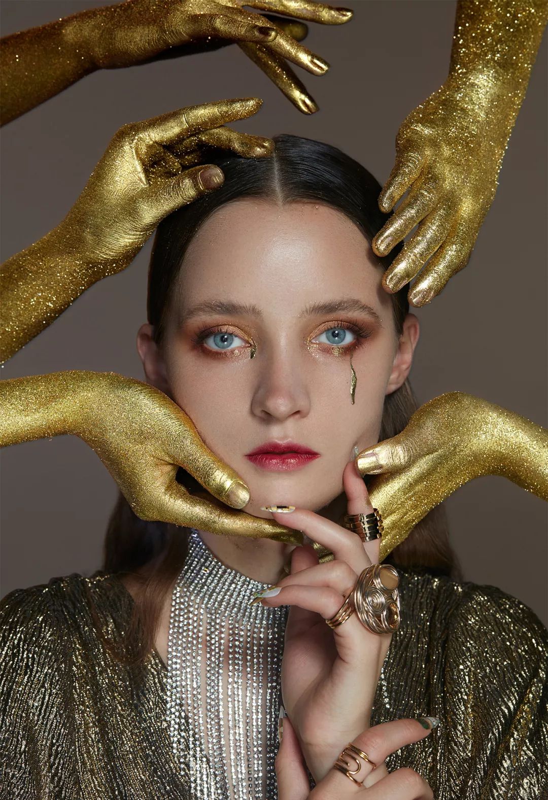 秋冬超适合温油不夸张眼妆,秋冬灵动眼妆给人干净清透的感觉