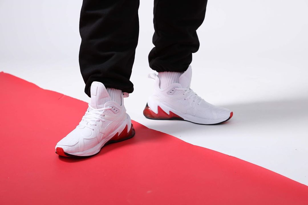 「草帽海贼团」标志！《海贼王》xPUMA联名明日发售