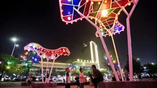 商业城网红街夜景,金阳网红街夜景