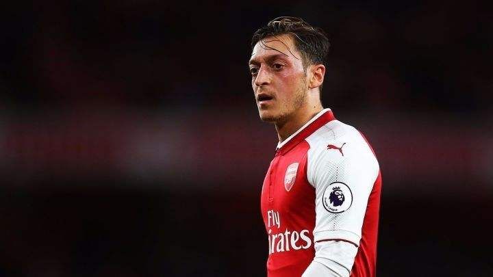 梅苏特·厄齐尔涉华言论,厄齐尔发表主权言论