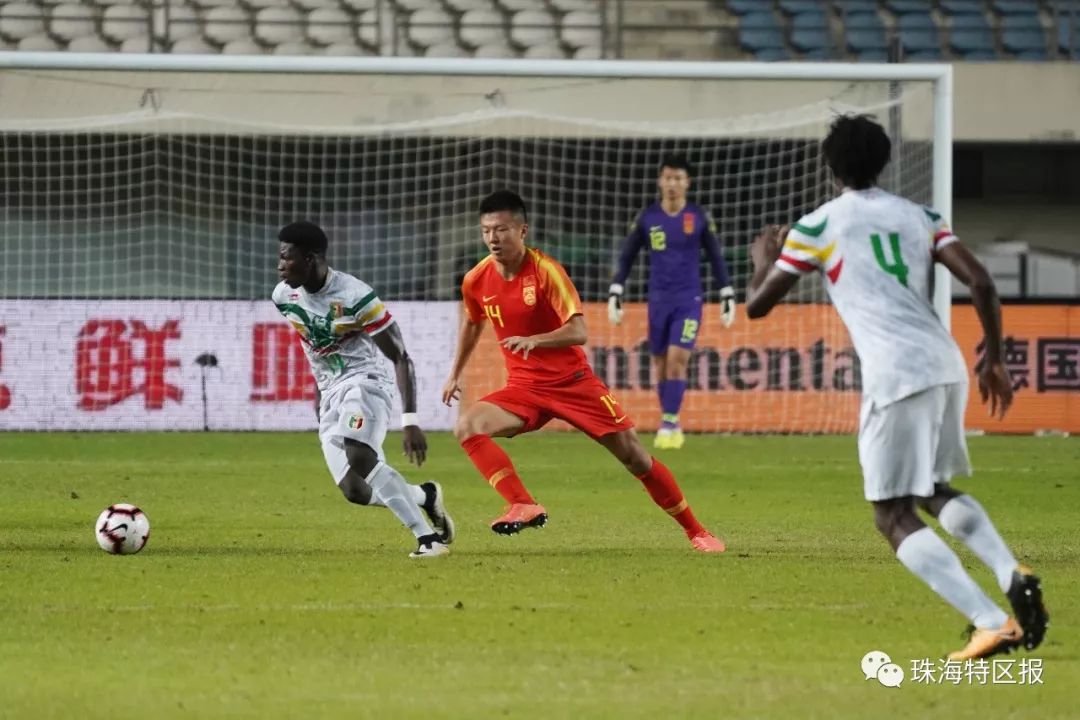 收*战官**3:0！男足赢了！就在珠海