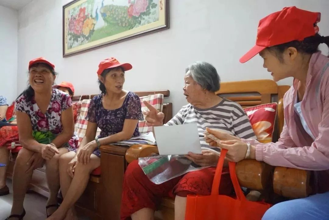 加强协同督导创建文明城市,青秀区开展文明创城有你有我宣传